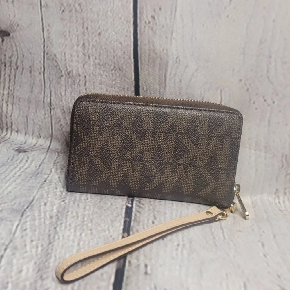 Michael Kors elegant chocolate